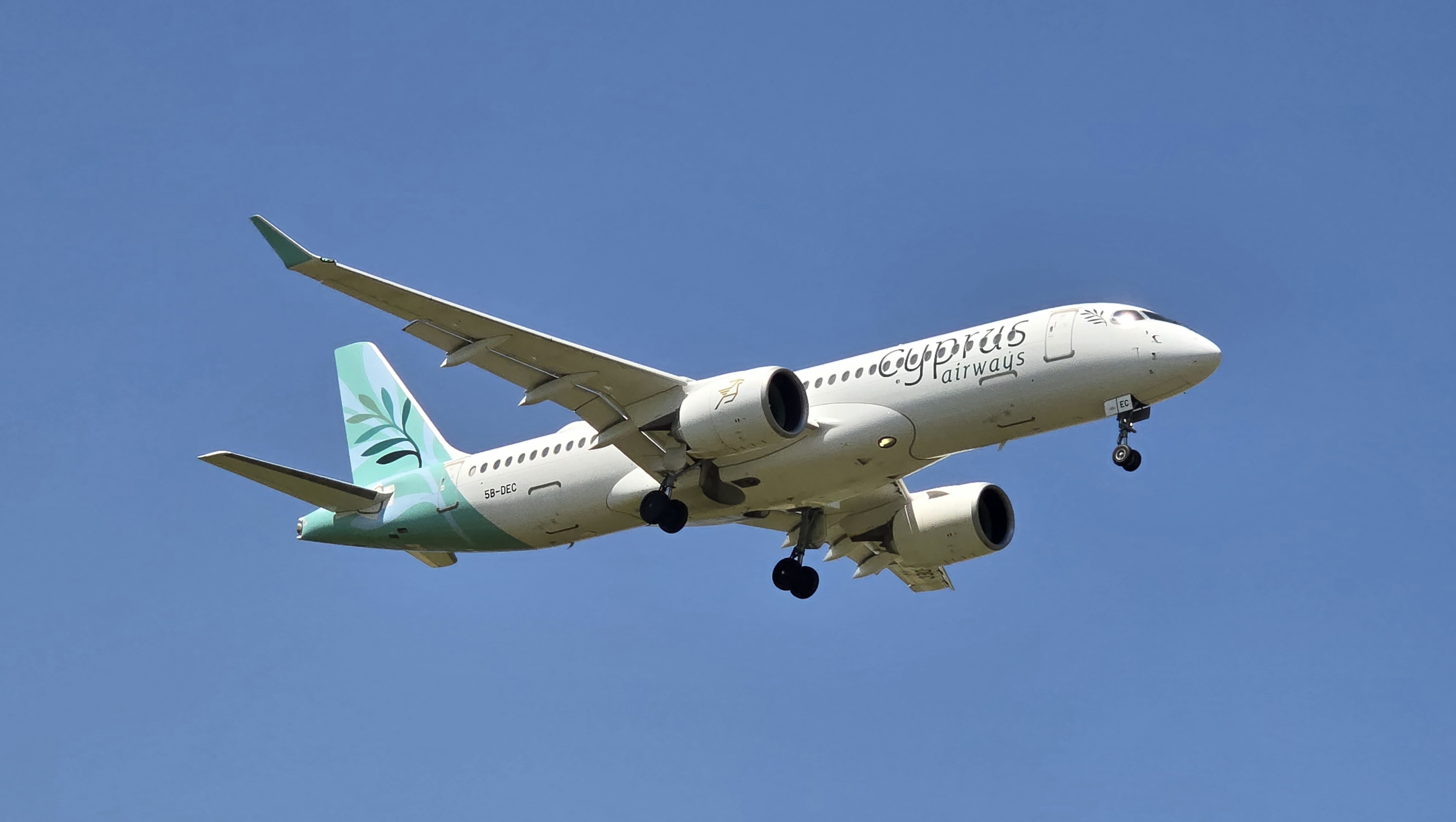 Airbus A220-300
